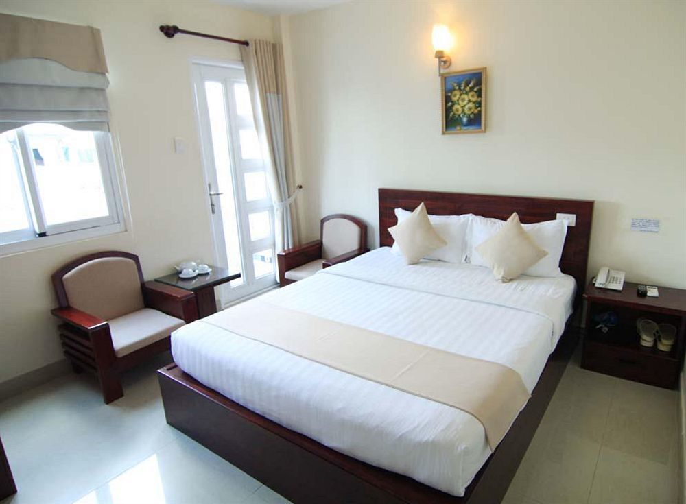 Oyo 438 Small Bay Hotel Ho-Chi-Minh-Stadt Exterior foto
